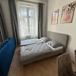 Lägenhet Stefanik Apartment- Old Town Bratislava