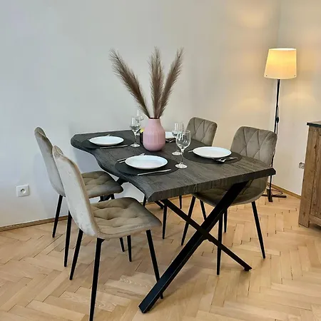 štefánik Apartment- Old Town *