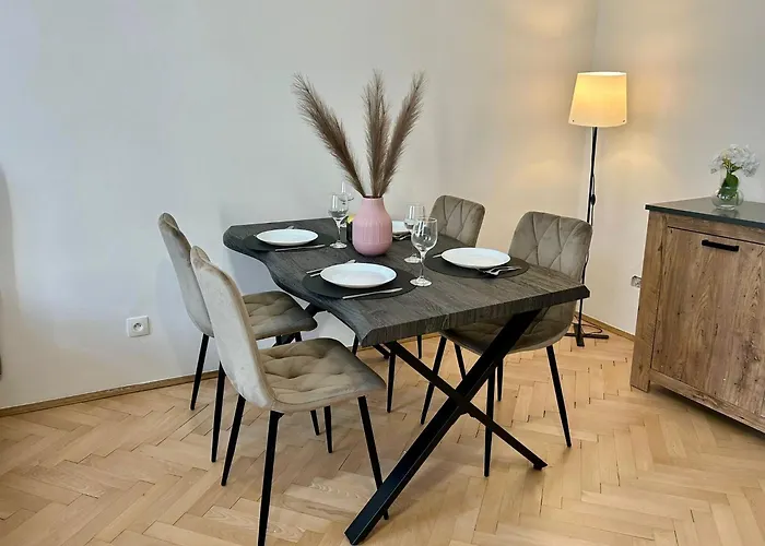 štefánik Apartment- Old Town *